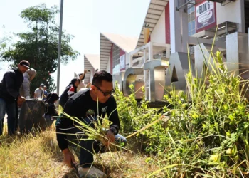 World Cleanup Day 2026 di Kota Batu Diwarnai Kerja Bakti Massal dan Aksi Mural