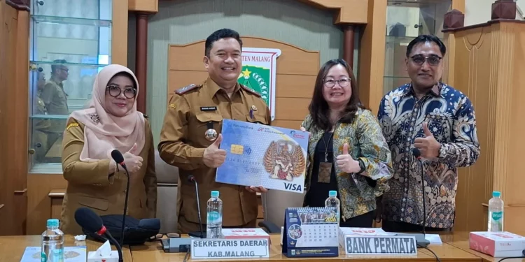 BPR Artha Kanjuruhan Bidik 20 Ribu Pegawai Pemkab Malang Lewat Kartu Debit Garudeya