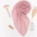 Cara Memakai Kerudung Segiempat untuk Wajah Bulat agar Terlihat Tirus