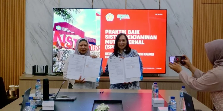 ITN Malang dan Stikosa AWS jalin kerja sama. Foto/dok