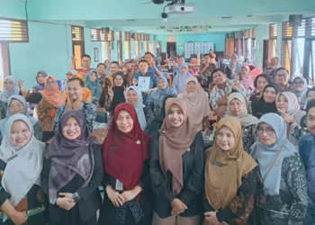Dosen Geografi Unikama Dorong Pemanfaatan AI untuk Guru SMAN 1 Lawang