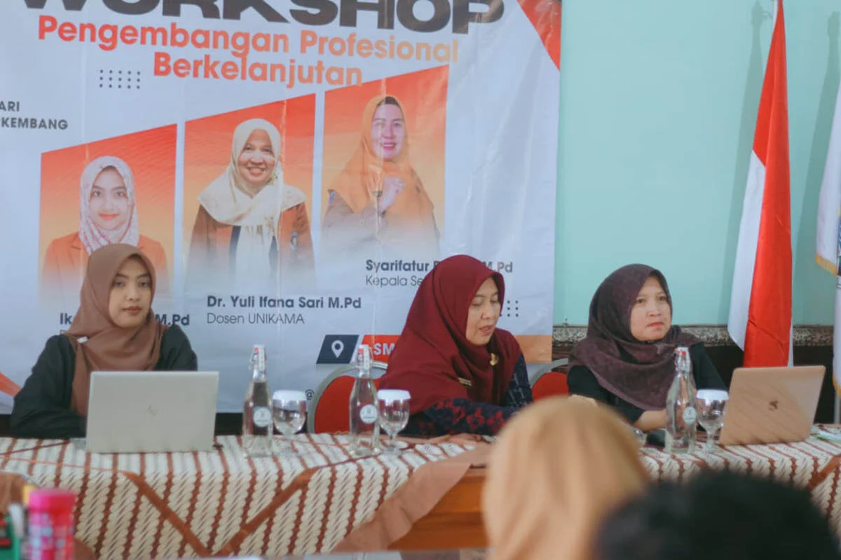 Dosen Geografi Unikama Dorong Pemanfaatan AI untuk Guru SMAN 1 Lawang