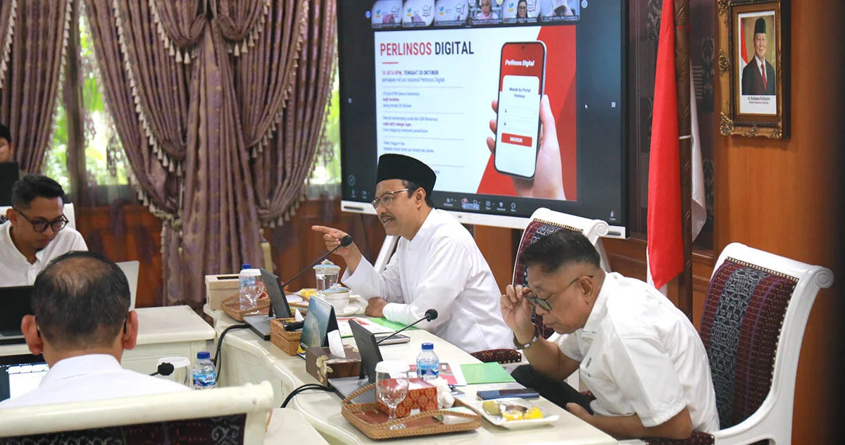 Gus Ipul Wajibkan Pegawai Kemensos Jadi Agen Perlinsos Digital