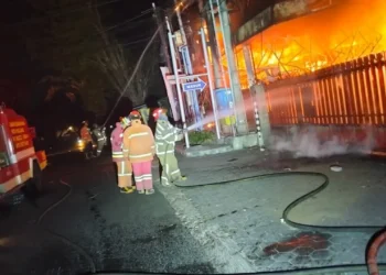 Kebakaran Hebat di Toko Ogan Kota Malang, 1 Korban Terjebak Berhasil Diselamatkan
