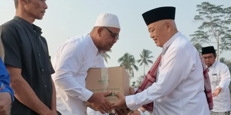 Kekeringan Malang Selatan, Pemkab Gelar Salat Istisqa dan Salurkan 200 Paket Bantuan