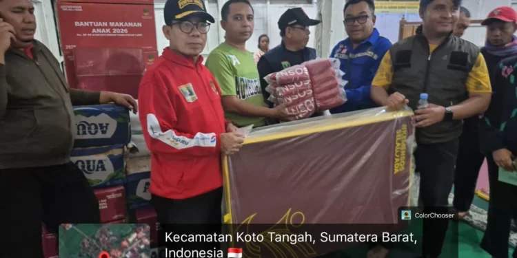Kemensos Salurkan Bantuan Korban Banjir Bandang di Kota Padang