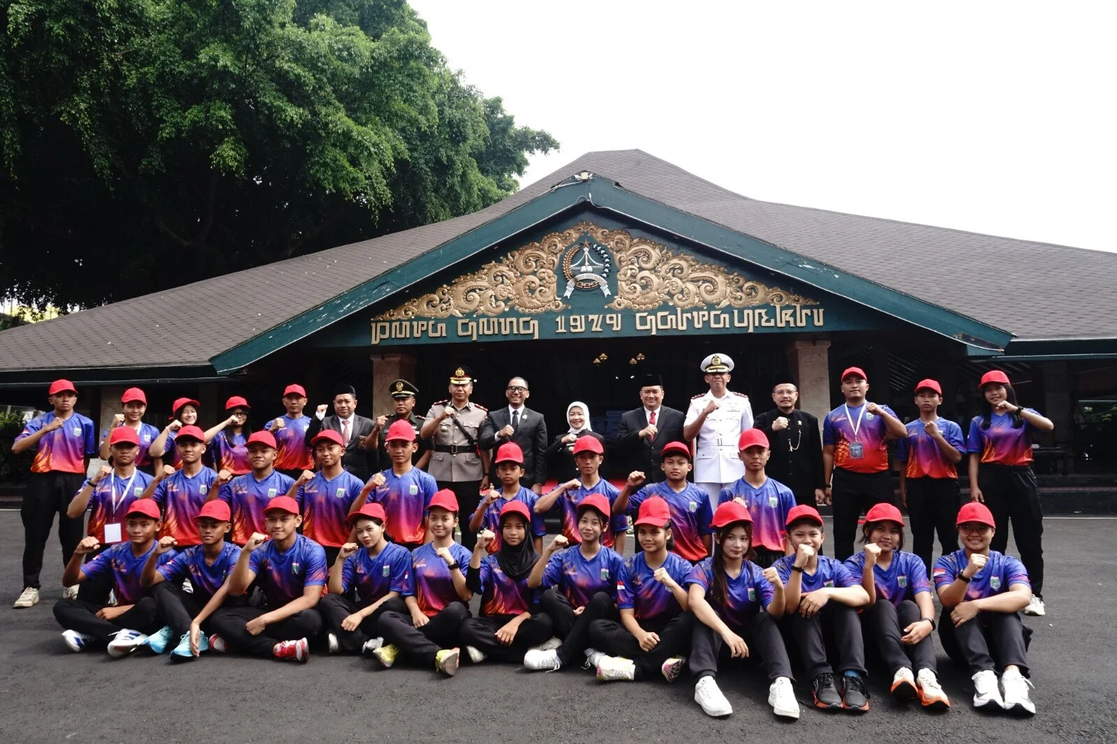 Lepas 170 Atlet POPDA dan PEPARPEDA 2026, Wabup Malang Tekankan Patriotisme dan Sportivitas