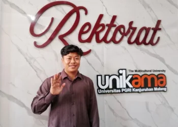 Mahasiswa Asal Donomulyo Jadi Lulusan Terbaik Unikama 2026, IPK 3,99