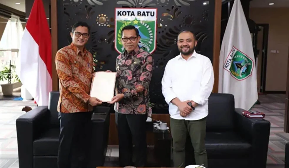 Pemkot Batu Raih Penghargaan Pemprov Jatim di HUT ke-25
