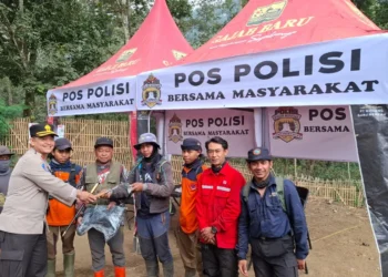 Percepat Penanganan Karhutla Gunung Arjuno, Kapolres Batu Inisiasi Posko Polisi Bersama Masyarakat