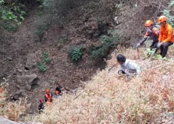 Pesepeda Singosari Tewas Terjatuh ke Jurang 50 Meter di Coban Kaca Batu