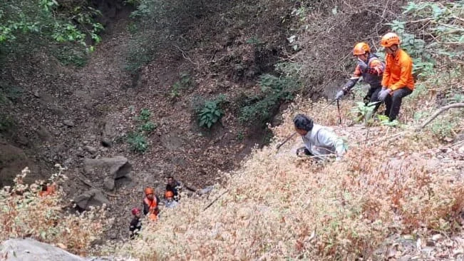 Pesepeda Singosari Tewas Terjatuh ke Jurang 50 Meter di Coban Kaca Batu