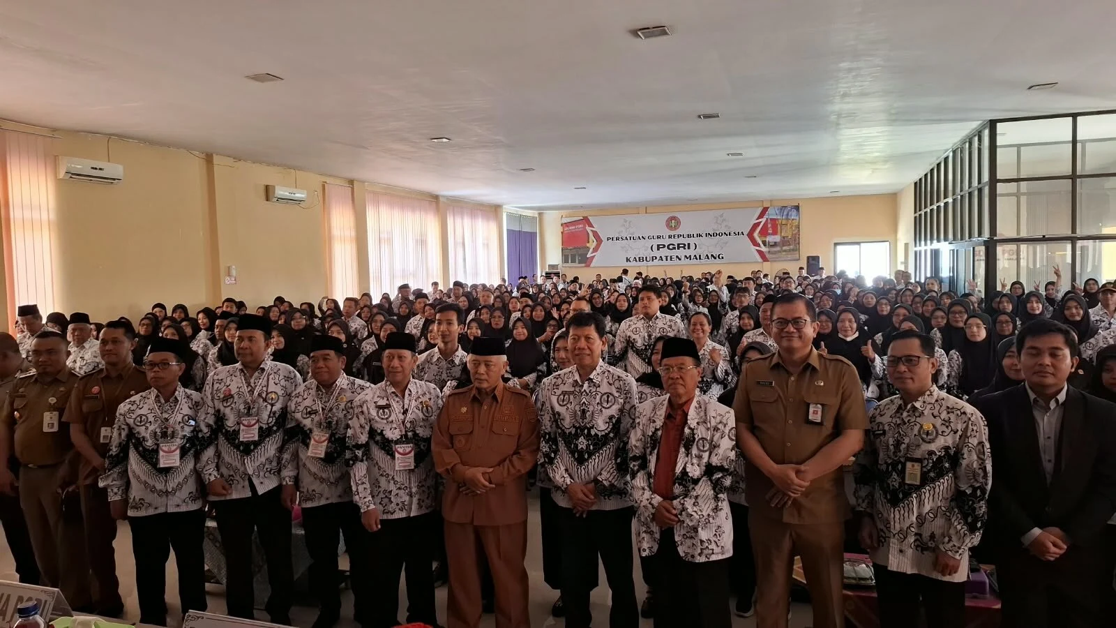 PGRI Kabupaten Malang Desak Revisi Juknis BOS untuk Gaji 2.100 Guru Honorer