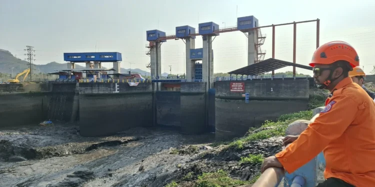 PJT 1 Flushing Bendungan Sengguruh, Target Gelontorkan 700 Ribu Meter Kubik Sedimen