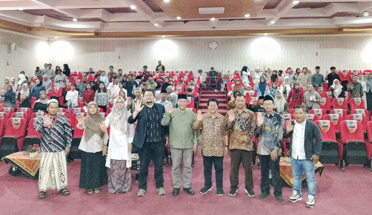Rektor Unikama Buka Seminar Keajaiban Rezeki pada Hari Santri 2026