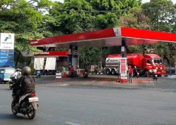 SPBU Kota Malang Kosong dan Antre Panjang, Pertalite Langka?