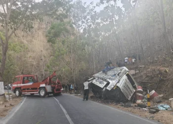 Truk Bermuatan Sound System Tabrak Motor di Sumawe, 1 Orang Tewas