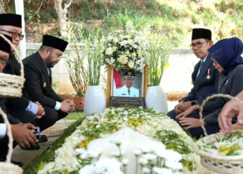 Wali Kota Batu Ziarah ke Makam Imam Kabul dan Eddy Rumpoko