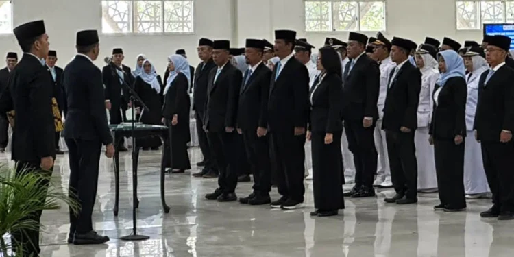 Wali Kota Malang Lantik 176 Pejabat, Kepala DLH dan Sekwan Definitif