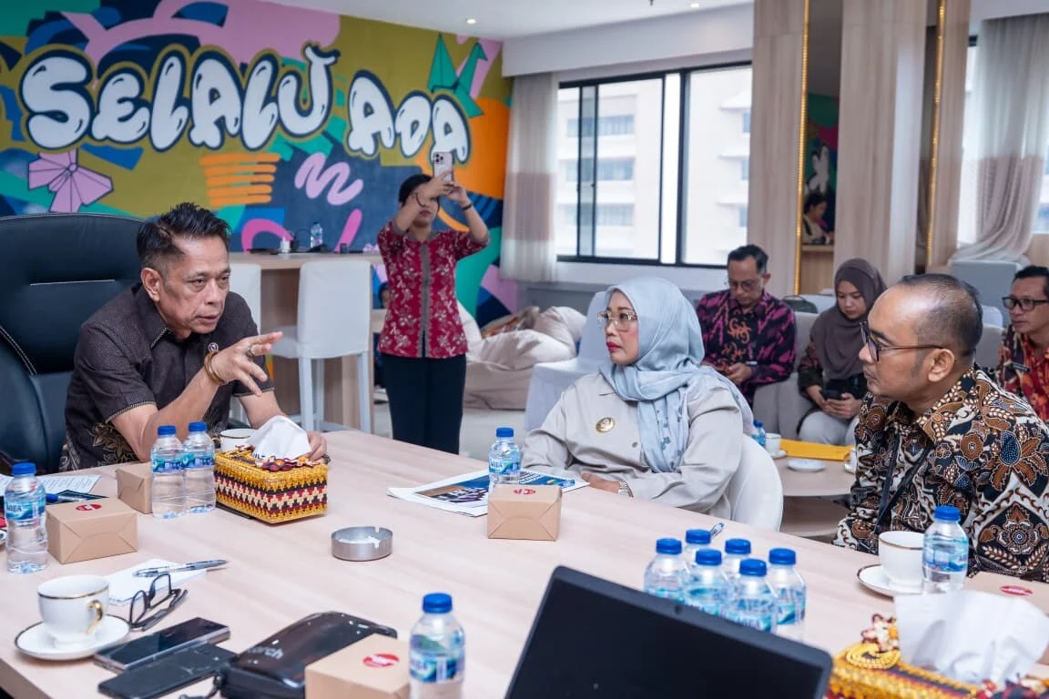 Wamensos Agus Jabo Kawal Pengajuan Sekolah Rakyat di 3 Daerah