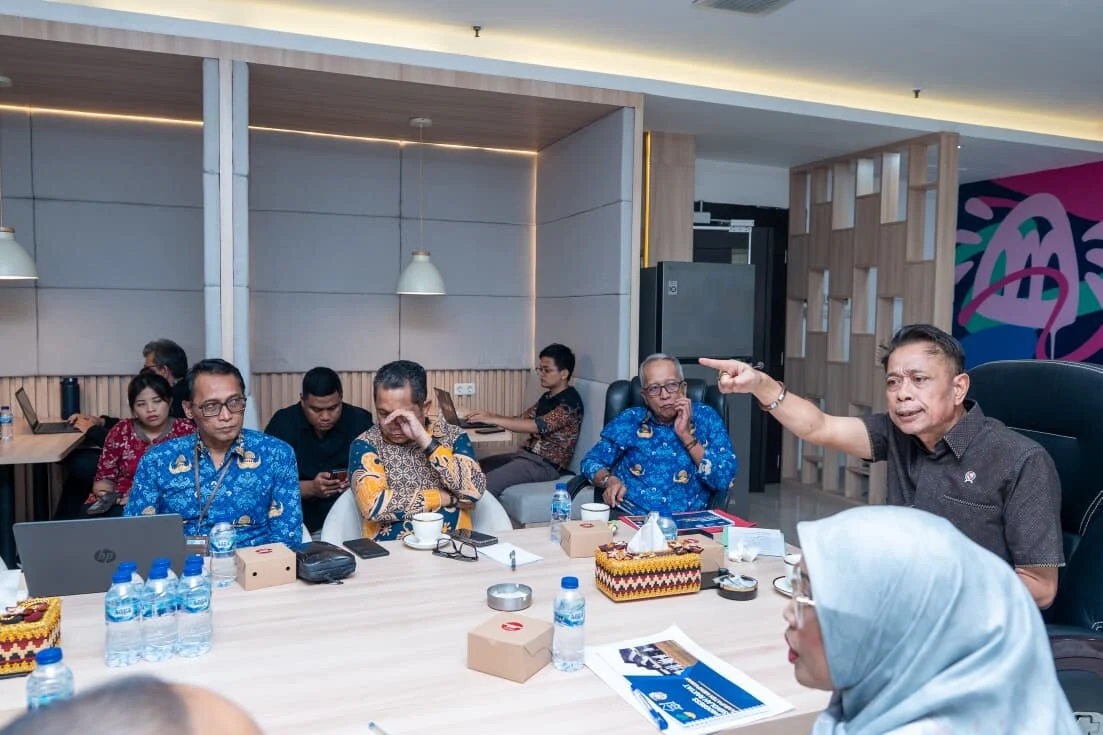 Wamensos Agus Jabo Kawal Pengajuan Sekolah Rakyat di 3 Daerah