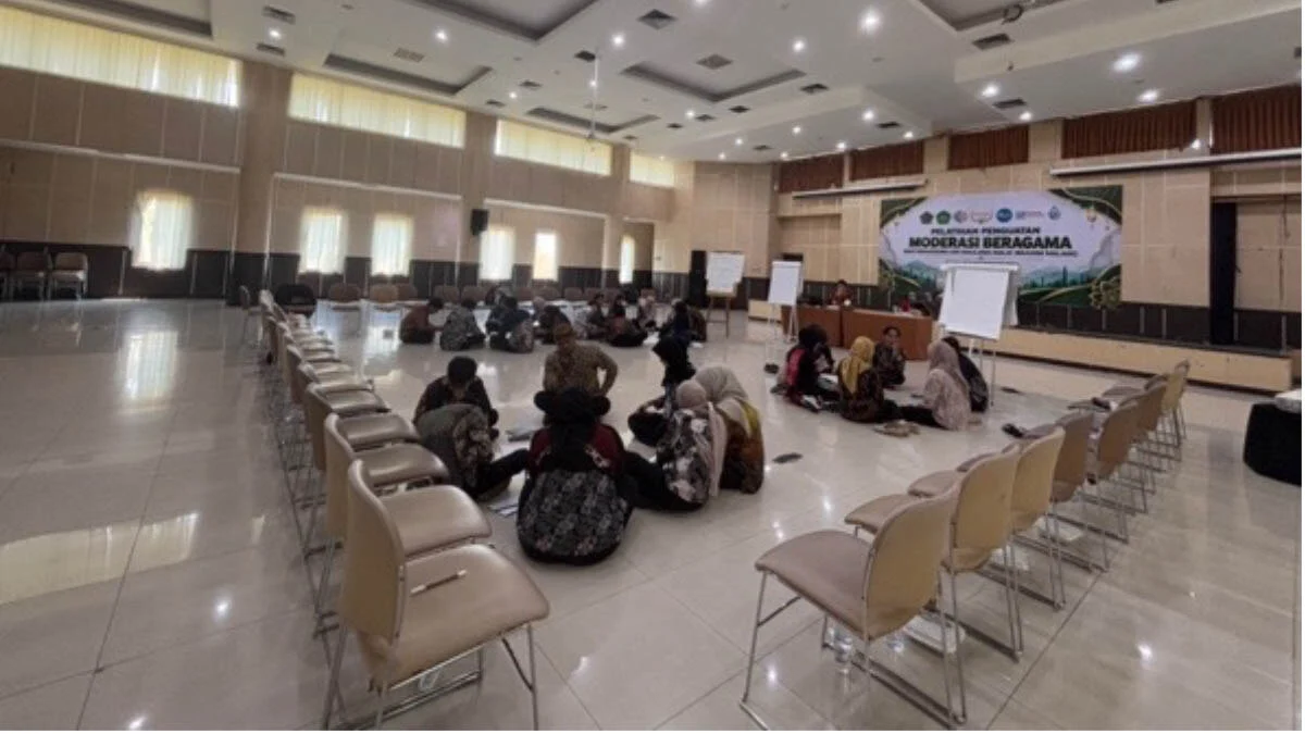 Wujudkan Duta Moderasi Beragama, PSIMB UIN Malang Gandeng Pusbangkom MKMB Kemenag RI